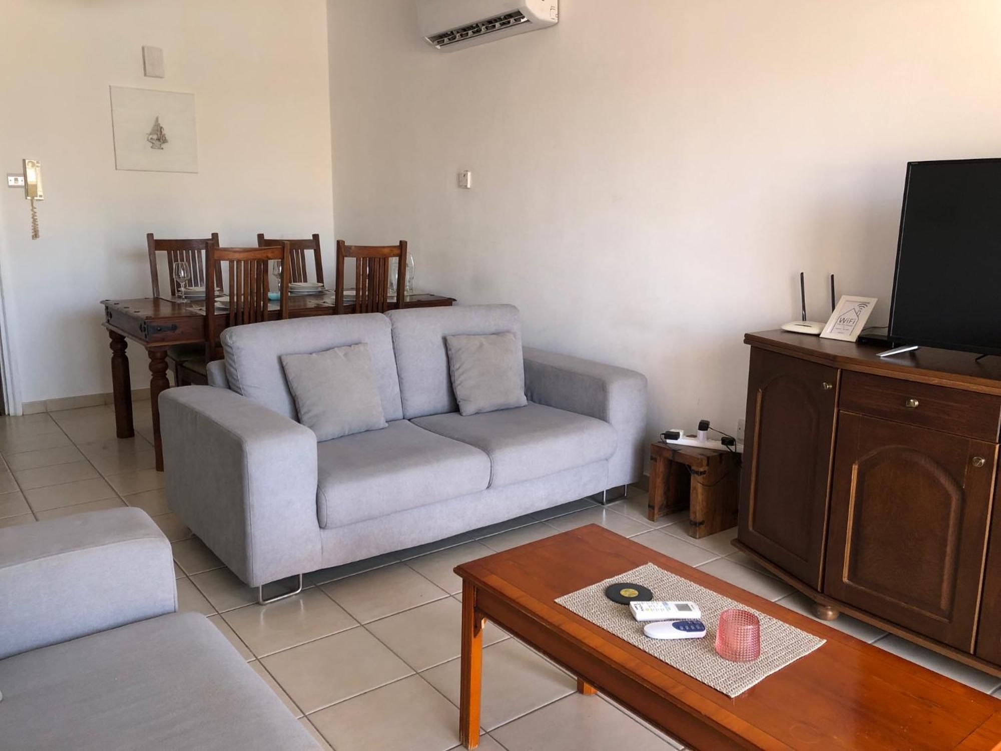 Kings Palace - Stylish 2 Bed Apartment With Sea Views Paphos Exterior foto